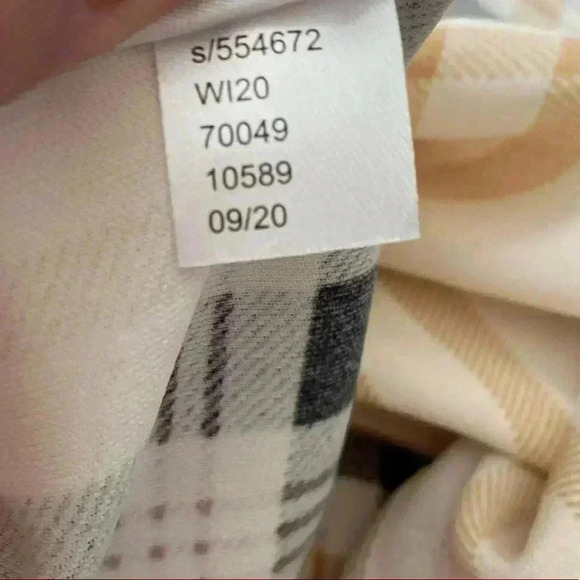 🆕Ann Taylor Whitecap Plaid Button-Cuff V-Neck Top XXS🆕 - Picture 10 of 11